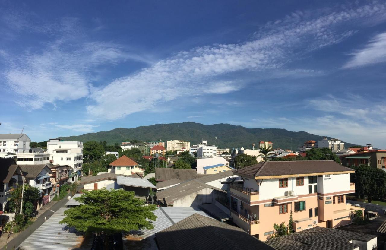 Chor Chang House Chiang Mai Buitenkant foto