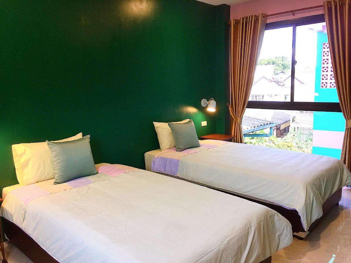 Chor Chang House Chiang Mai Buitenkant foto