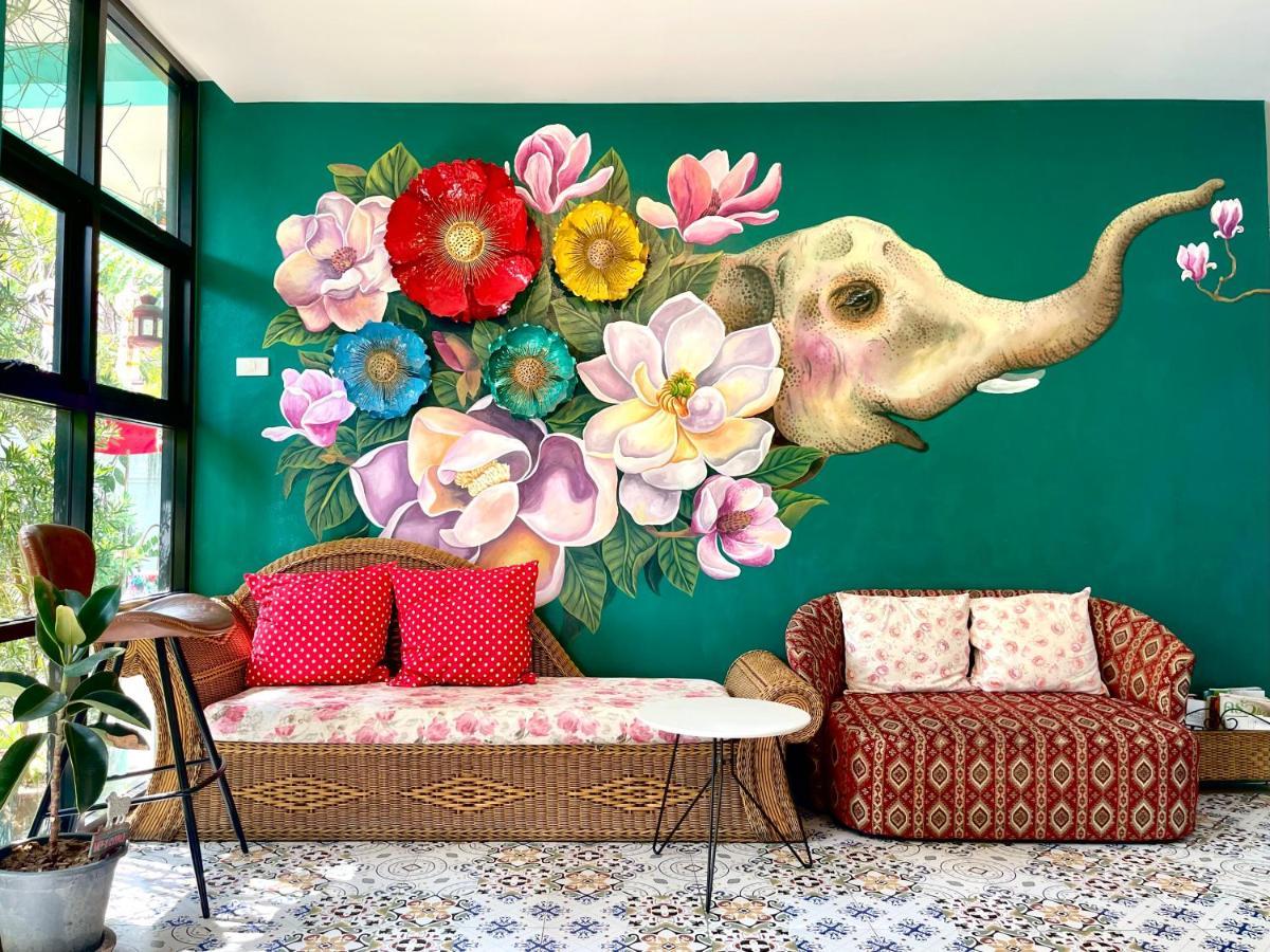 Chor Chang House Chiang Mai Buitenkant foto